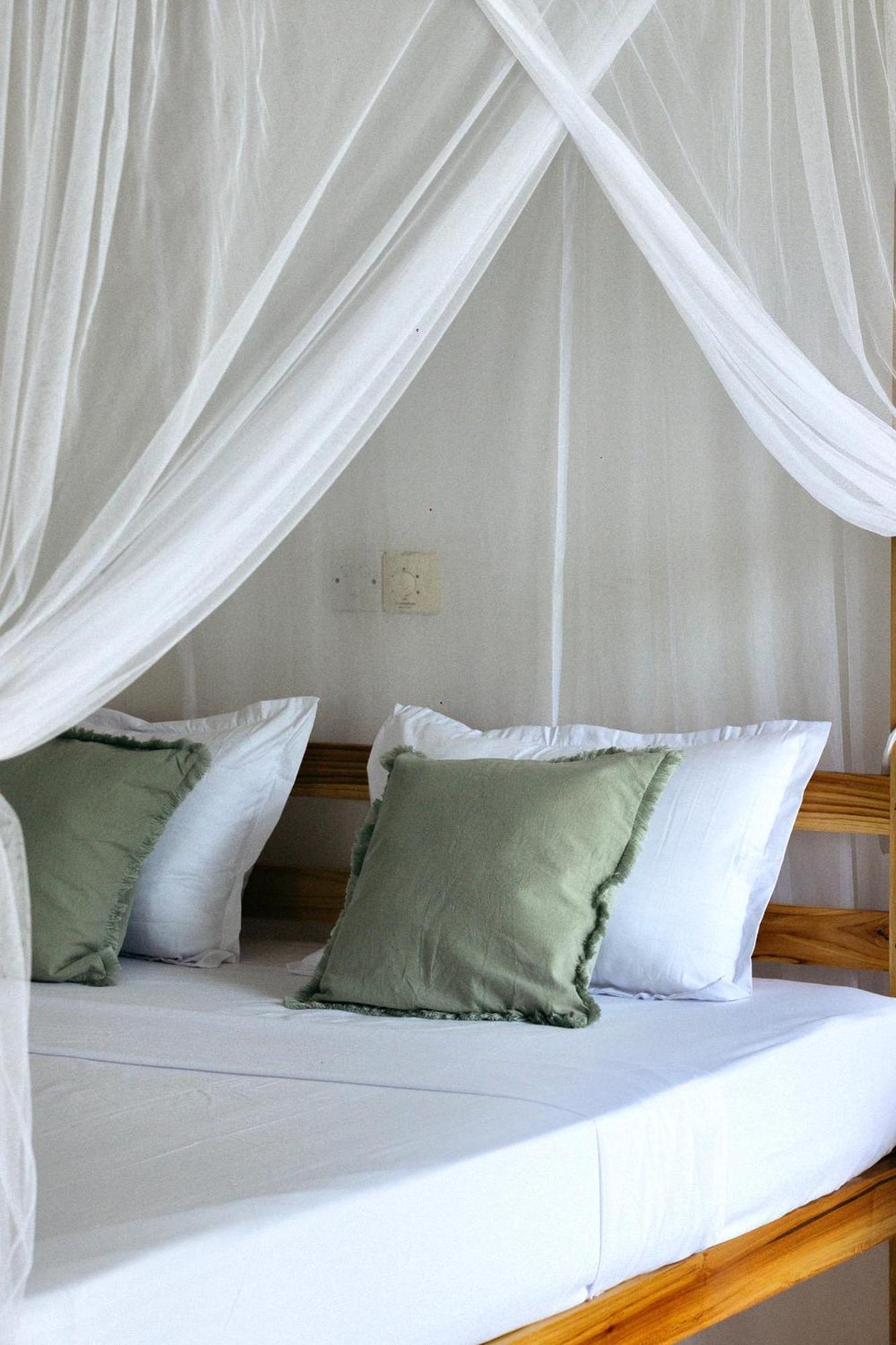 Watu House Hotel Dickwella Room photo