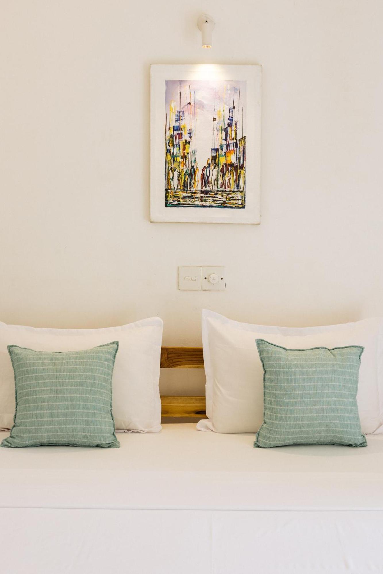 Watu House Hotel Dickwella Room photo